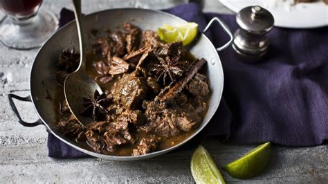 Chilli Beef Rendang Recipe Heyfood — Meal Planning App