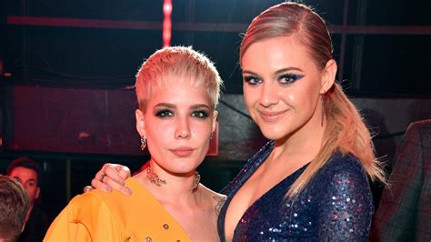 Heres How Kelsea Ballerini And Halsey Became Friends