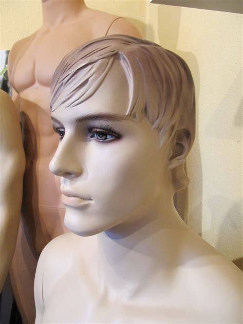 Mannequin With Molded Hair Etalagepop Met Gemodelleerd Haar