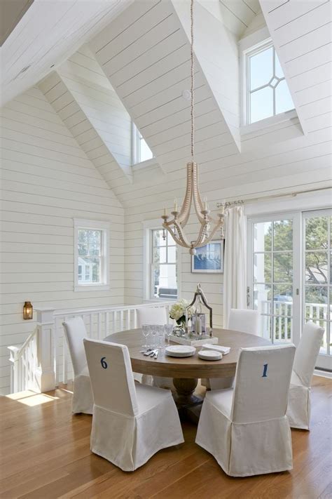 Amazing gallery of interior design and decorating ideas of shiplap vaulted kitchen ceiling in bedrooms, living rooms, decks/patios, girl's rooms, dining rooms, bathrooms, kitchens, entrances/foyers by elite interior designers. Shiplap Vaulted Ceiling Situated right off the kitchen ...