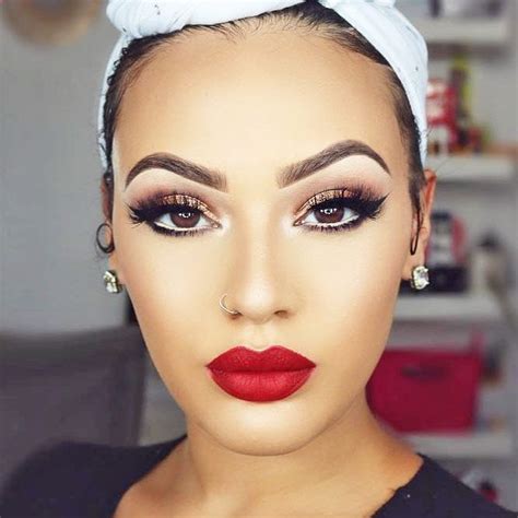 The Perfect Red Lip As Pretty As Red Flowers For Every Skin Tone Best Lipstick For Caramel