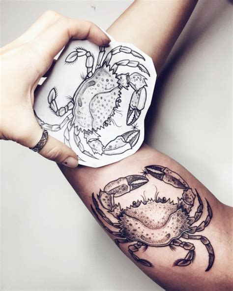 Cancer sign tattoos cancer crab tattoo horoscope tattoos zodiac sign tattoos zodiac signs bracelet tatoo bracelet maori bracelet bras tribal bracelets. 27 Cancer Zodiac Tattoo Designs With Actual Meaning