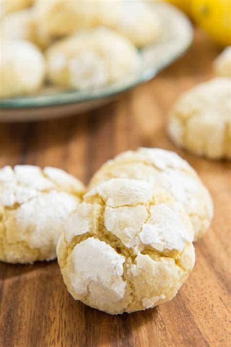 Lemon christmas cookie recipes : Lemon Crinkle Cookies - One of my favorite Christmas Cookies!