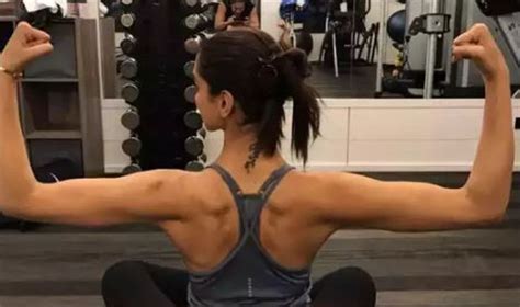 This Bollywood Actress Flaunts Her Toned Muscles See Pictures Here Newstrack English 1
