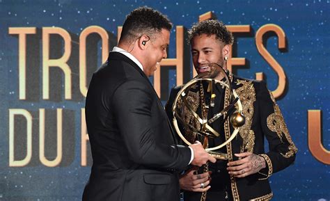 Neymar élu Meilleur Joueur De L1 Le Psg Rafle Tout Ou Presque Ligue 1 Football