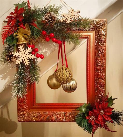 Rustic Christmas Picture Frame Wreath Red Frame Wreath Etsy Primitive