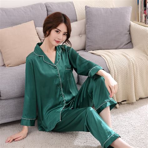High Quality Pajamas For Women Satin Silk Women Pajama Set Sexy V Neck