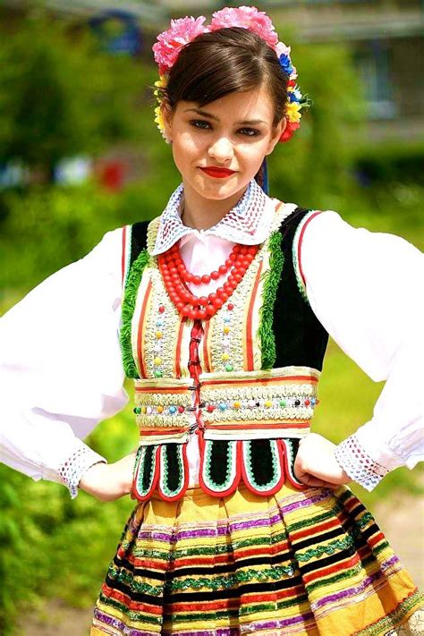 Lublin Folk Costume Poland Traditional Fashion Traditional Dresses
