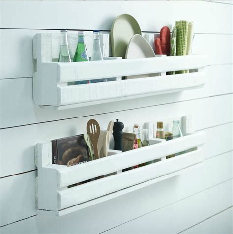 Mueble de cocina con palets para almacenar fruta y. Cómo hacer unas estanterías con un palet paso a paso - I ...