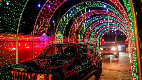 Christmas Lights Car Drive Through Near Me Christmas Tour 2021