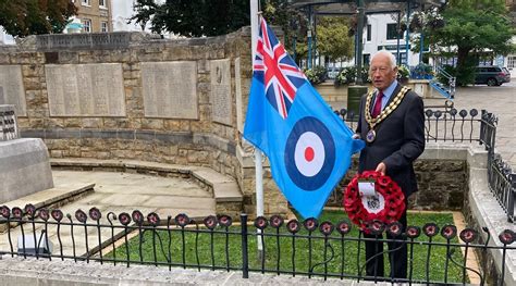 Council Marks Battle Of Britain Anniversary With Respectful Act Of