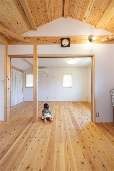WORKS（施工事例）更新「子どもとのびのび暮らす木の家」 | 株式会社 宮下は神戸市北区の「木の家」工務店です