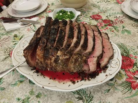 The ribs are sliced from the prime rib before serving and saved just for this recipe. Alton Brown Prime Rib - Alton Brown On Twitter Donny You ...