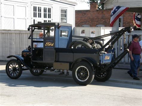 🚜 Tow Truck Trucks Antique Cars Antiques Vehicles Vintage Cars