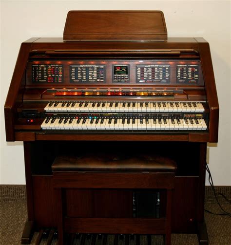 Lowrey Heritage Nt 400 Lowrey Organ