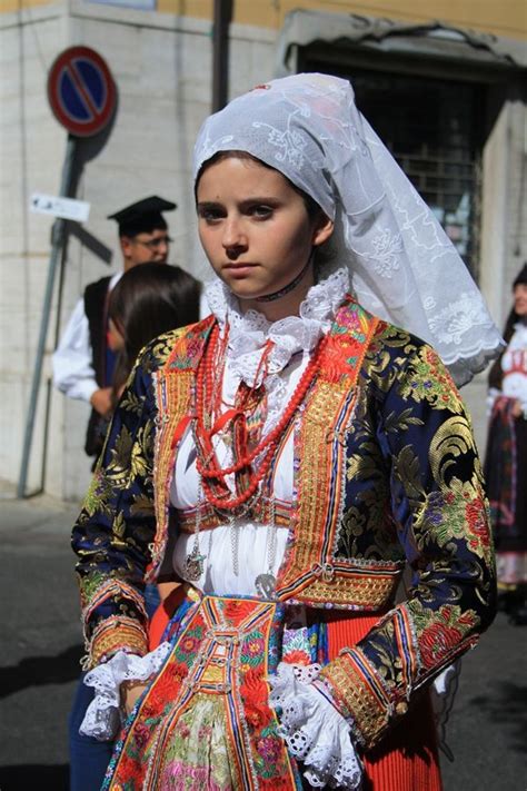 Sagra Del Redentore Nuoro Sardinia Italy Traditional Outfits