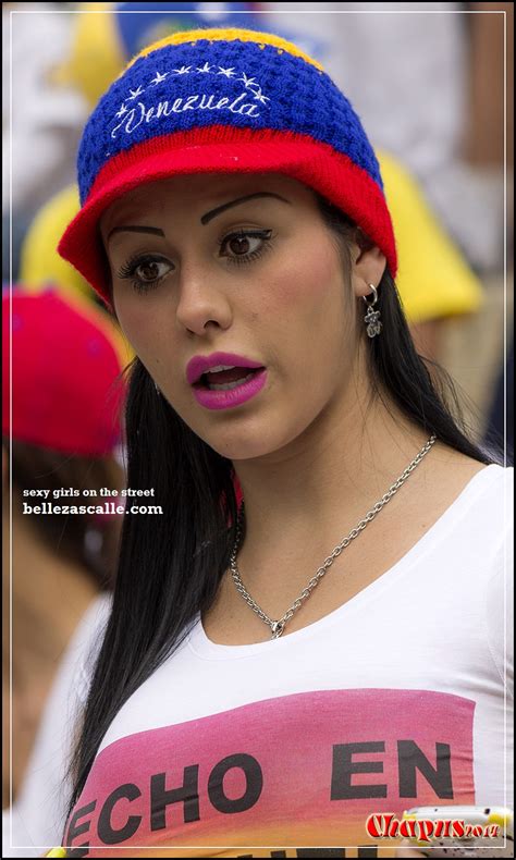Venezolanas Bellas Y Nalgonas En La Calle Mujeres Bellas En La Calle