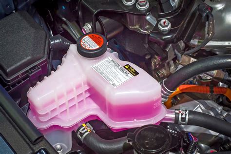 Can You Drive A Car With A Coolant Leak Mycarneedsa Com
