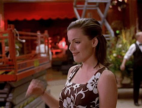 Scary Movie Kathleen Robertson Gif