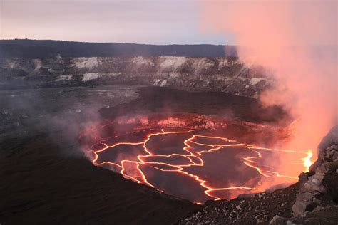 Volcano Watch — Kīlauea Volcanos Summit Eruption In Halema‘uma‘u
