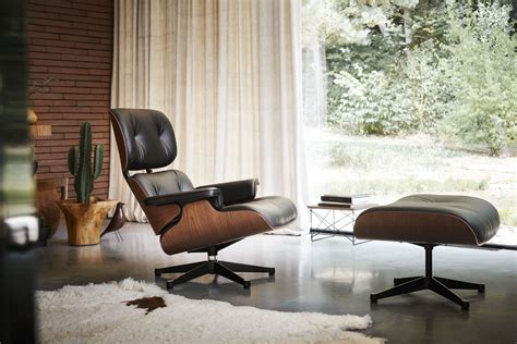 Eames Lounge Chair And Ottoman Sessel In Palisander Vitra