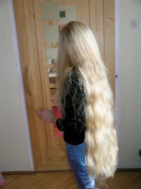 Pin By Steve Haskell On Silky Shiny Soft Luxurious Rapunzel Godiva Hair Long Hair