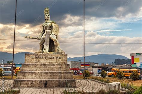 Statue Of Tecún Umán Quetzaltenango Guatemala Foto De Stock Adobe Stock