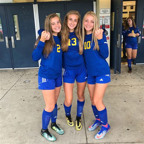 Pin By Joanna Mulvey On Athletics Soccer Girls Outfits Cute Soccer
