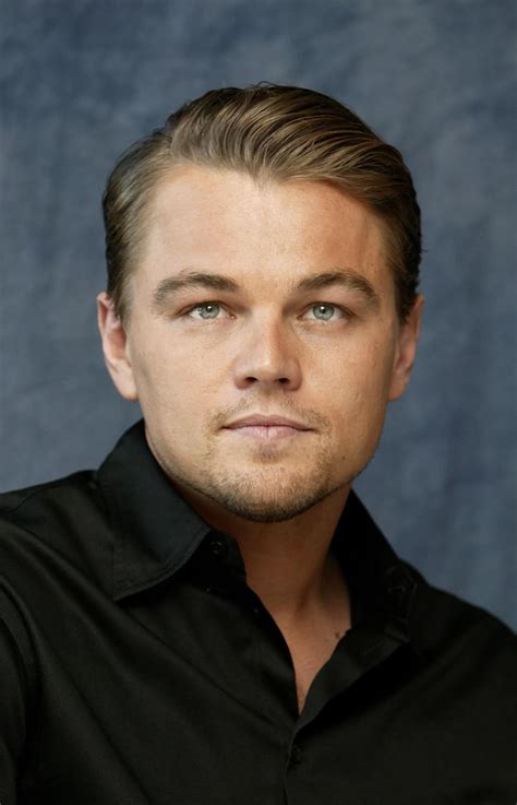 He started out in television before moving on to film, scoring an oscar nomination for his role in what's eating gilbert grape. Leonardo DiCaprio (acteur) : biographie et filmographie ...