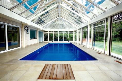18 Breathtaking Indoor Swimming Pools