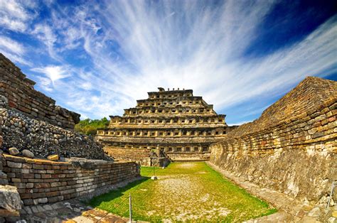 Hernán cortés founded the city of veracruz while searching for gold in the region. The Top 10 Things To Do in the Port City of Veracruz