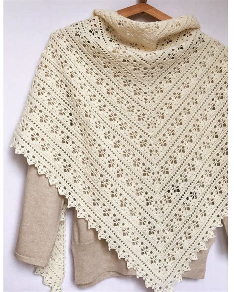 Easy And Cute Free Crochet Shawl For Beginner Ladies Beauty Crochet