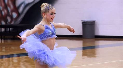 Chloe Solo In For The Thrill Dance Moms Chloe Lukasiak Dance Moms Chloe Dance Moms