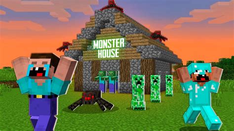 Minecraft Noob Vs Pro Battle Noob And Pro Found A Mysterious House