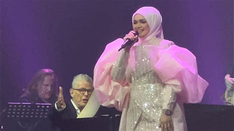 Siti Nurhaliza With David Foster The Power Of Love Youtube