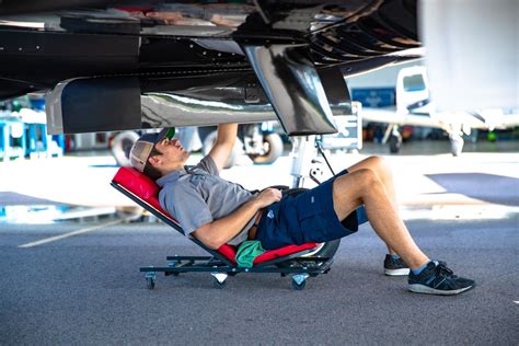 What It Takes To Become An Aircraft Mechanic Double M