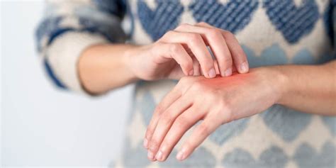 Pero a veces las uñas sufren alguna alteración o anomalía, que puede deberse a múltiples causas. ¿Esto que tengo es un hongo?