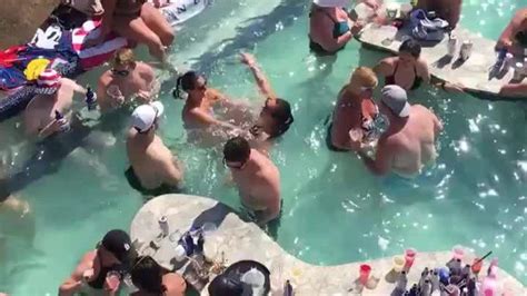 Missouri Memorial Day Weekend Lake Pool Party Goes Viral