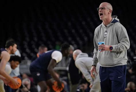Uconn Basketball Dan Hurley Has Found The Light At Final Four