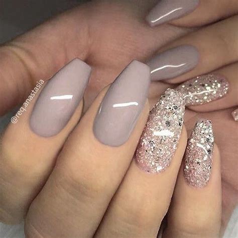Pin By Darion On Beauty Beige Nails Glitter Nail Art Grey Nail Designs