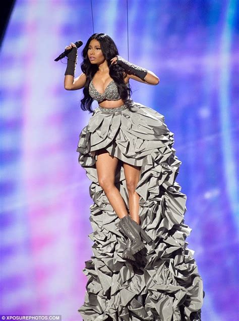8 Sexy Dresses Nicki Minaj Wore At 2014 Mtv Emas
