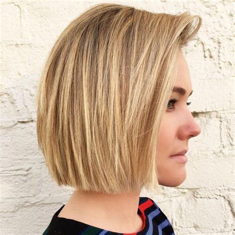 Honey Blonde Blunt Chin Length Bob Shoulderlengthbob Blunt Bob Hairstyles Bob Hairstyles