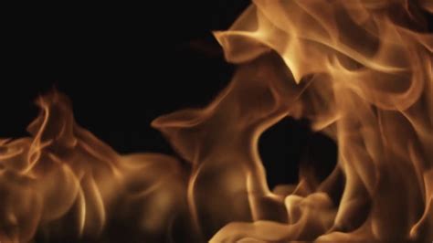 Fire On Black Screen Fuego En Una Pantalla Negra Efectos Videos Freecopyright Youtube