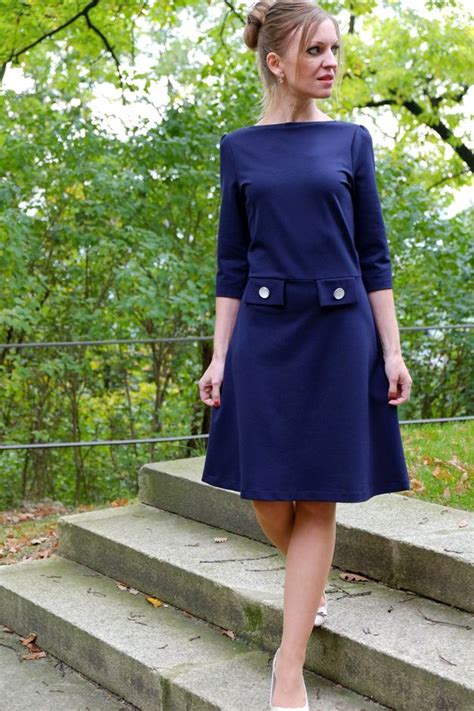 elegant kleid 60er jahre stil