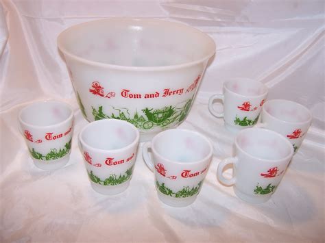 Tom And Jerry Punch Bowl Mugs Milk Glass Original Box Hazel Atlas
