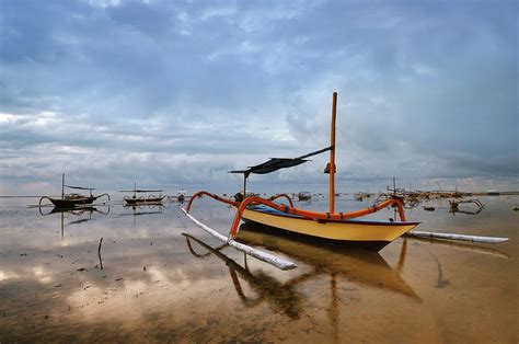 Bali Traditional Fishing Boat Photograph By Fiftymm99 Fine Art America