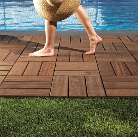 Give your boring patio some life with some easy peasy diy stencils! Outdoor Wood Flooring by Bellotti - Larideck