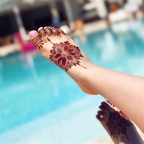 24 Simple Mehndi Designs For Feet That Will Mesmerise All