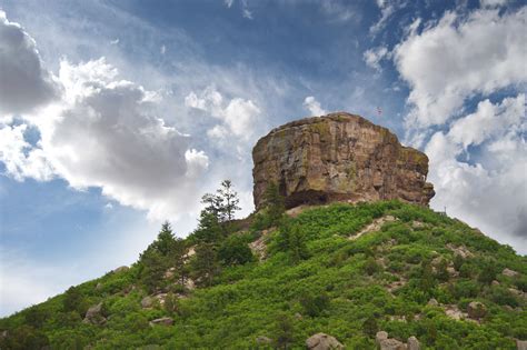 How To Hike To The Top Of Castle Rock Outthere Colorado