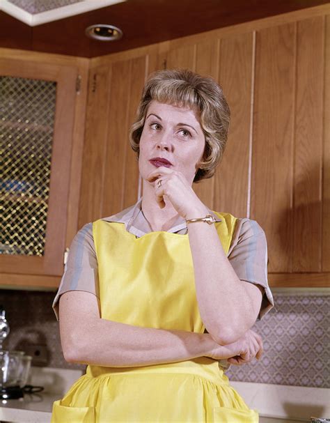 1960s Thoughtful Housewife Wearing Photograph By Vintage Images